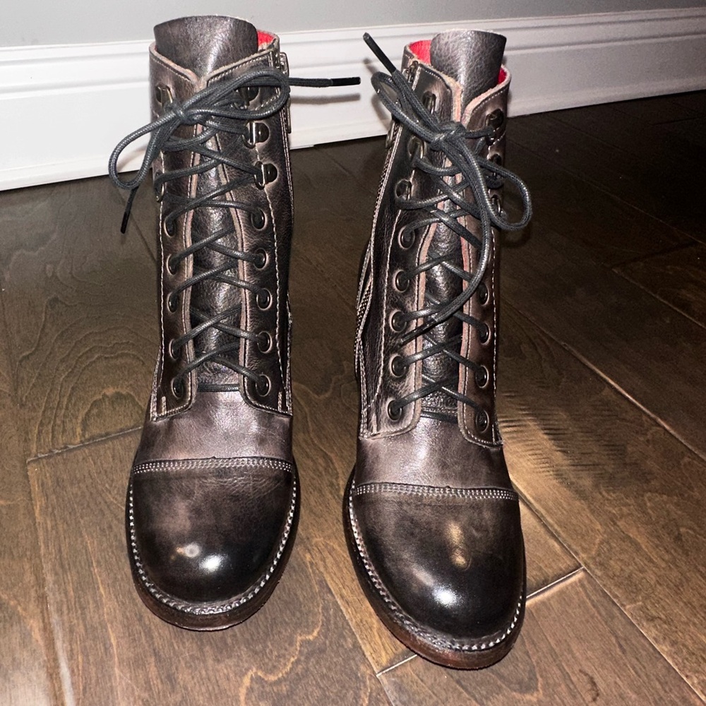 BED|STU Brown Lace-Up Leather Ankle Boots with Red Lining - Picture 2 of 16